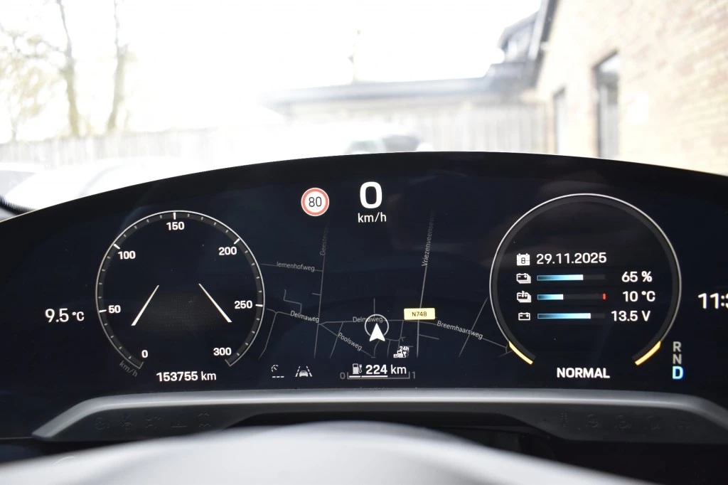 Hoofdafbeelding Porsche Taycan