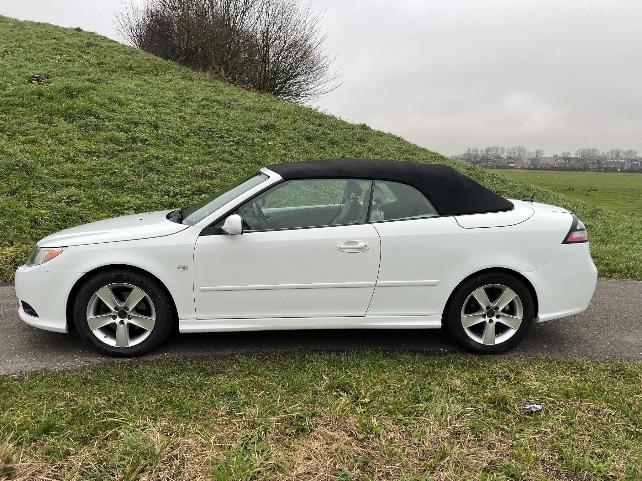 Hoofdafbeelding Saab 9-3