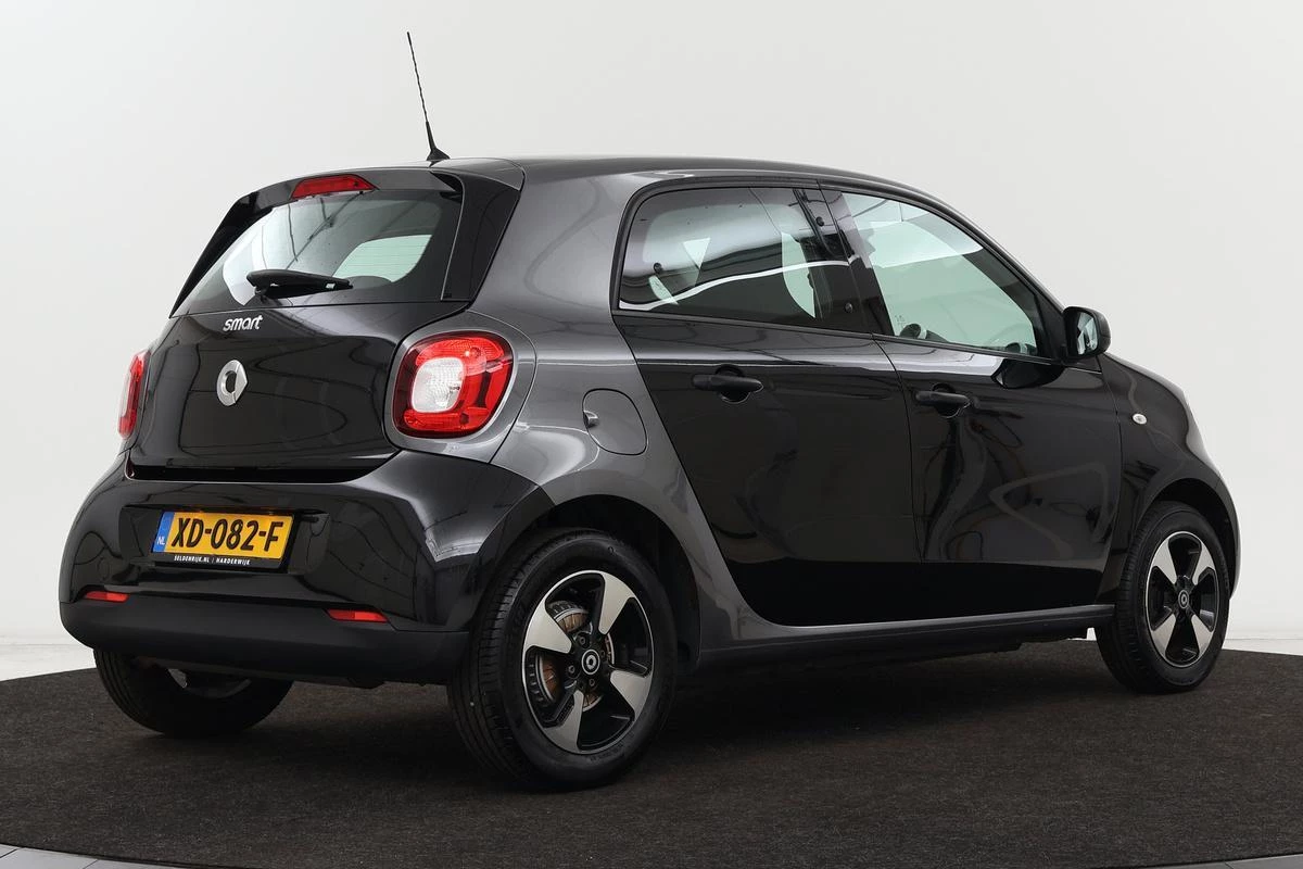 Hoofdafbeelding Smart Forfour