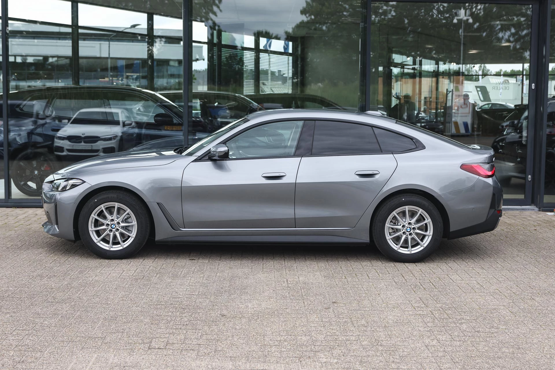 Hoofdafbeelding BMW i4
