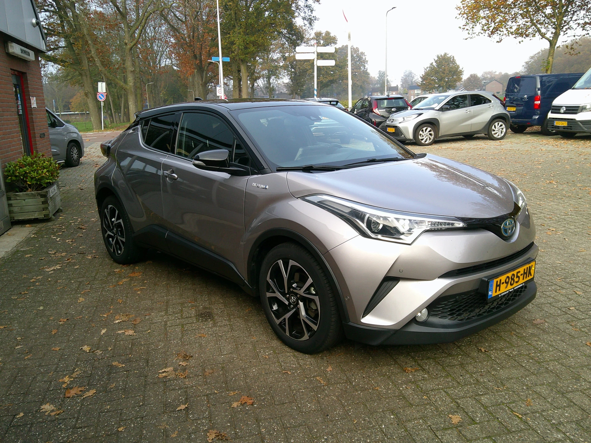 Hoofdafbeelding Toyota C-HR