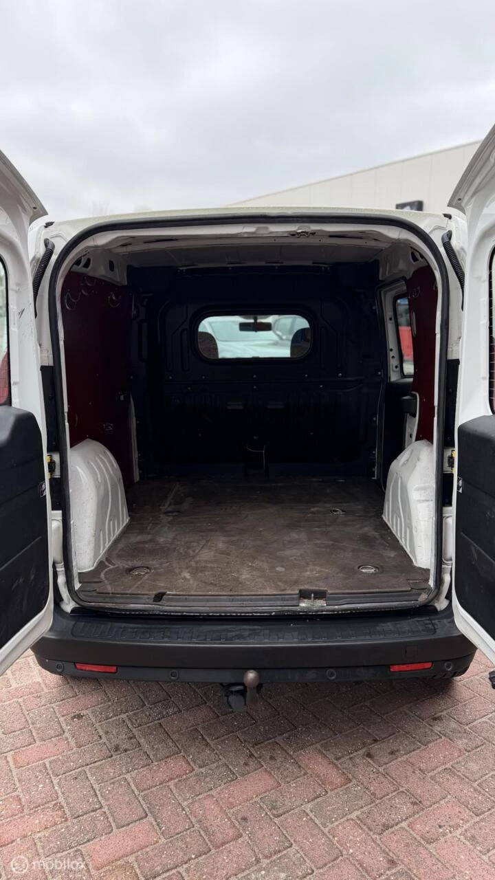 Hoofdafbeelding Opel Combo