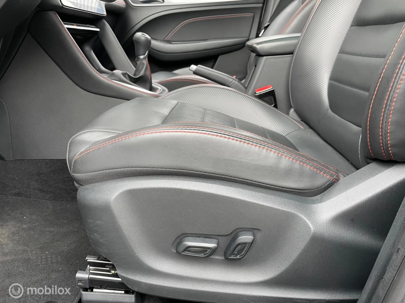 Hoofdafbeelding MG ZS