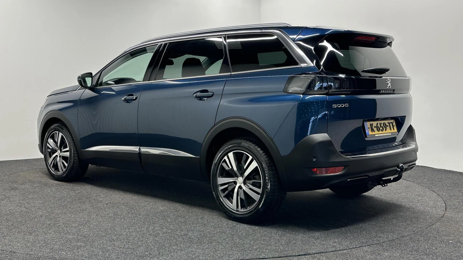 Hoofdafbeelding Peugeot 5008