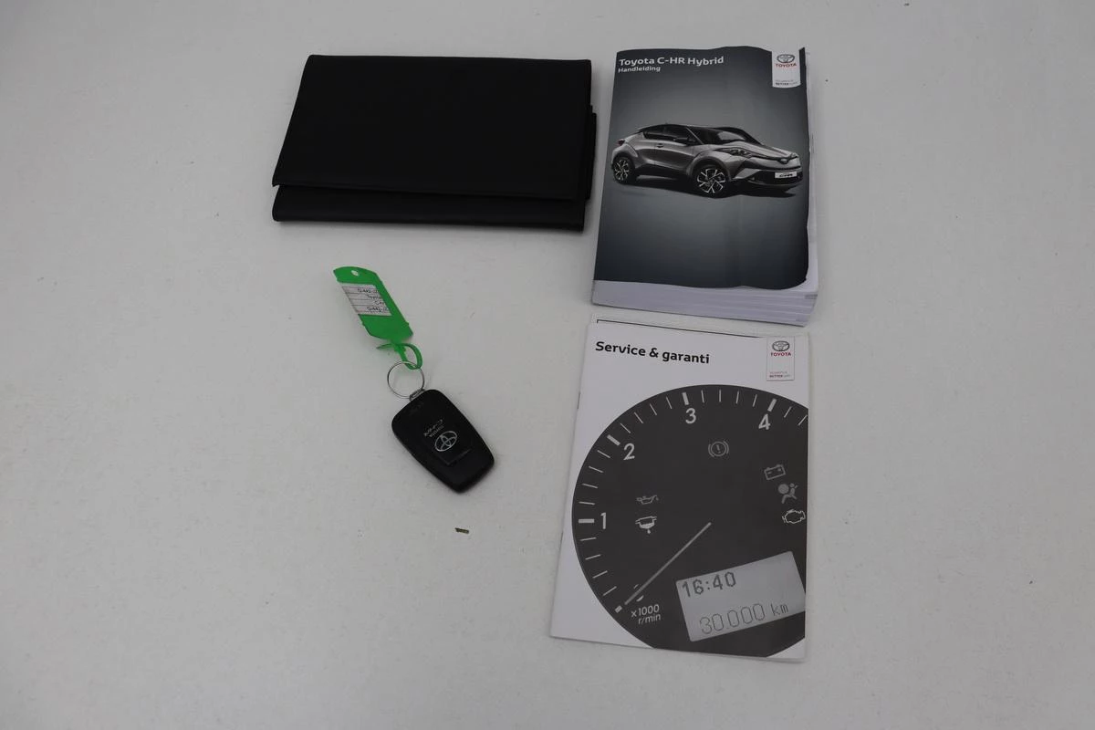 Hoofdafbeelding Toyota C-HR