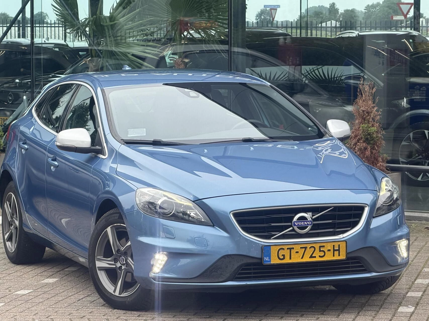 Hoofdafbeelding Volvo V40
