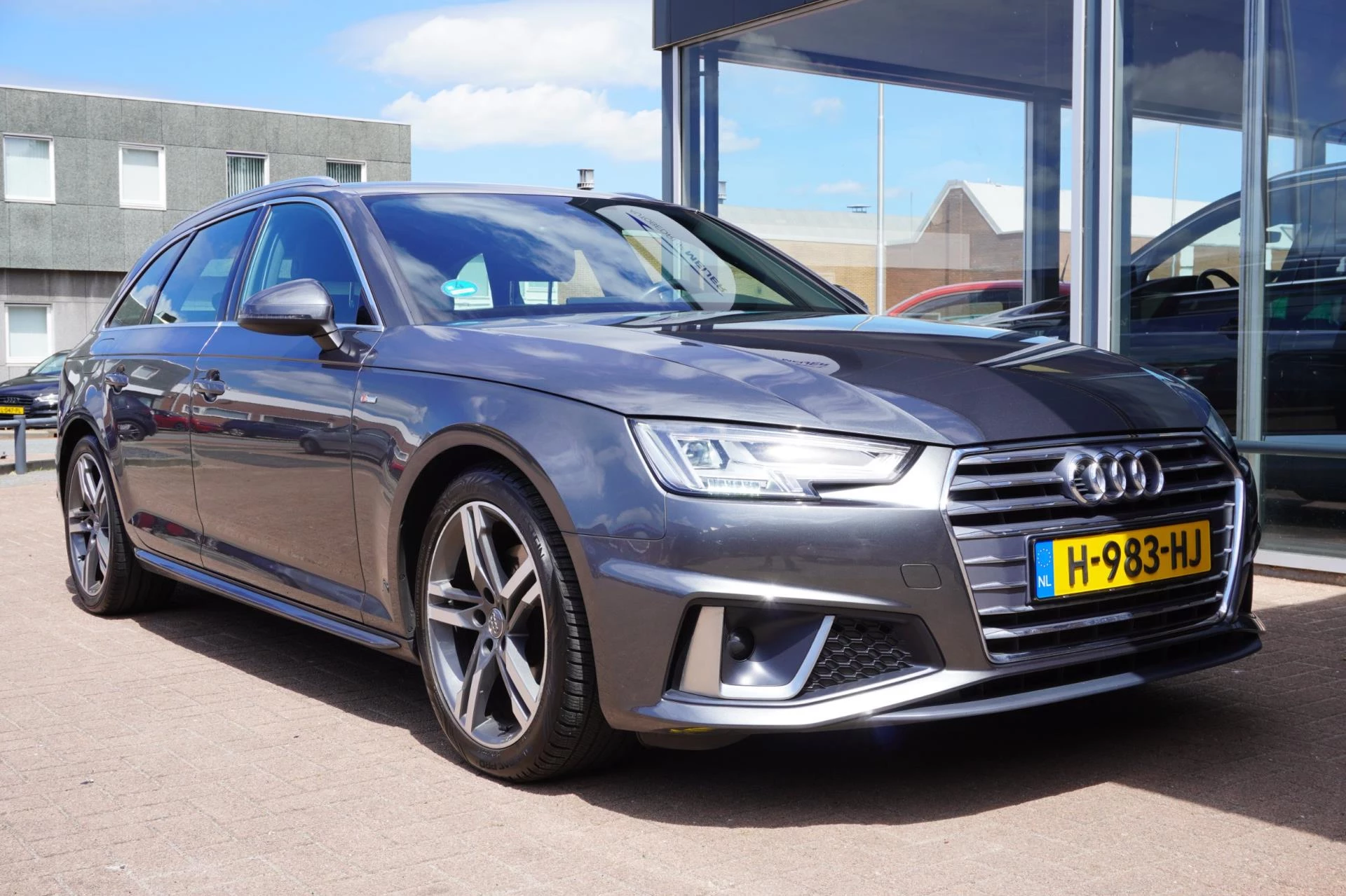 Hoofdafbeelding Audi A4