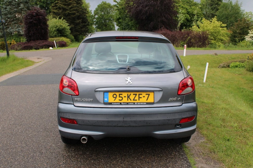 Hoofdafbeelding Peugeot 206