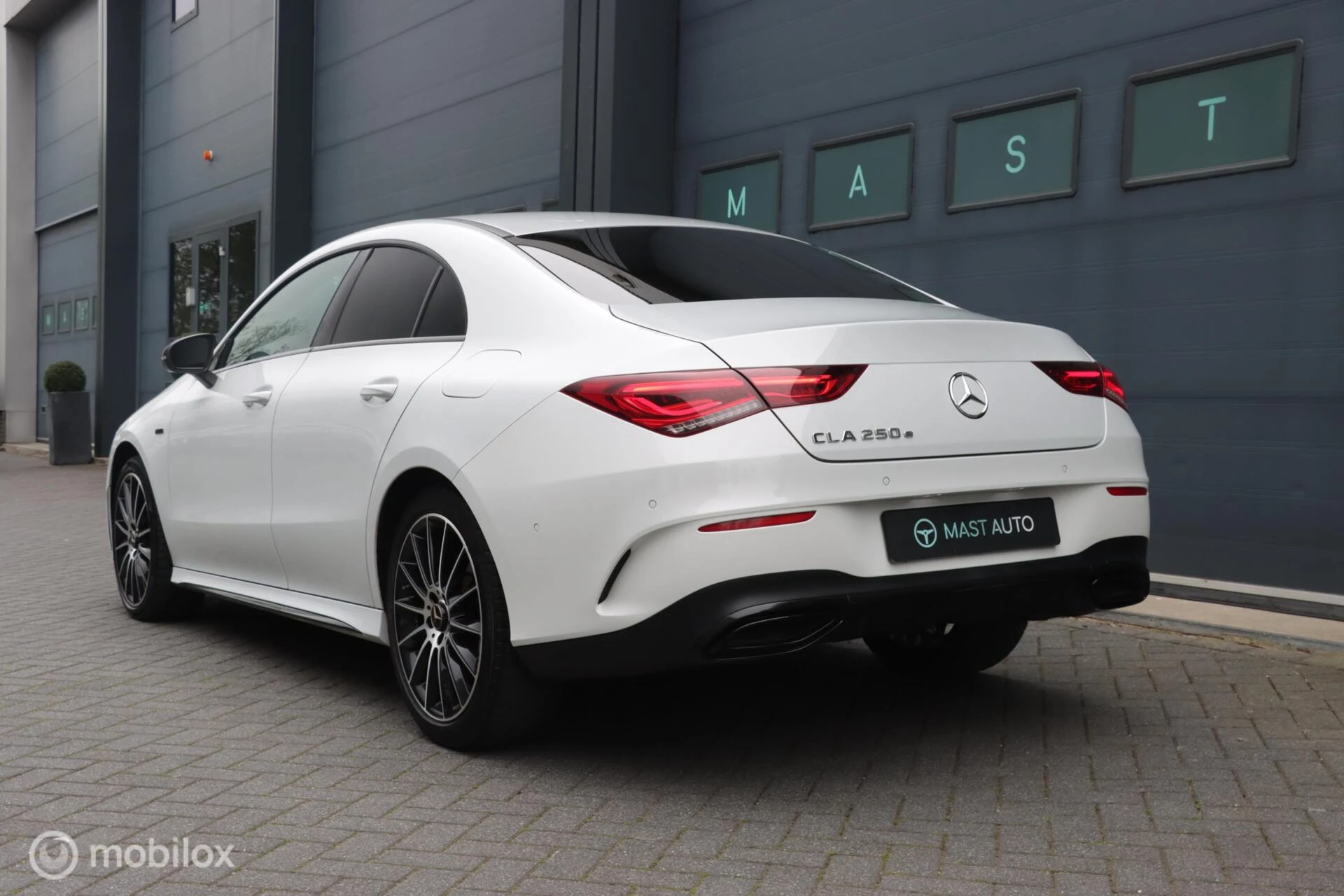 Hoofdafbeelding Mercedes-Benz CLA