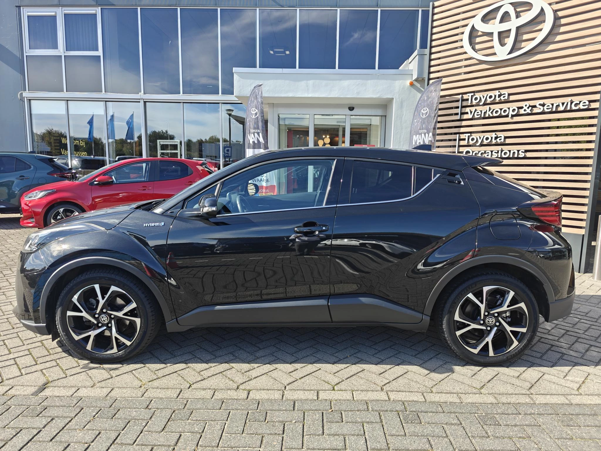 Hoofdafbeelding Toyota C-HR