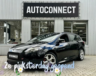 Ford Focus Wagon 2.0 EcoBoost ST-2 NAVI, CAMERA, HALF/LEDER