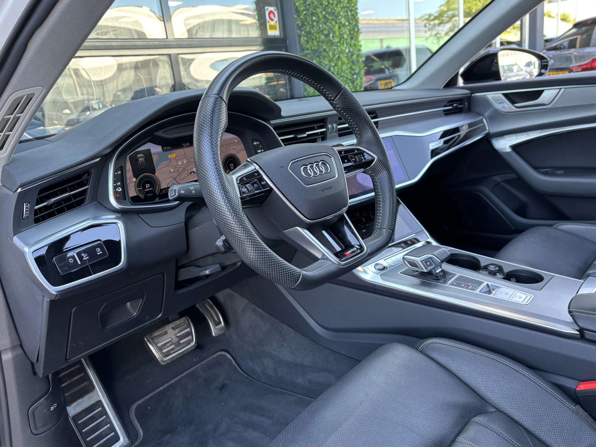 Hoofdafbeelding Audi A6