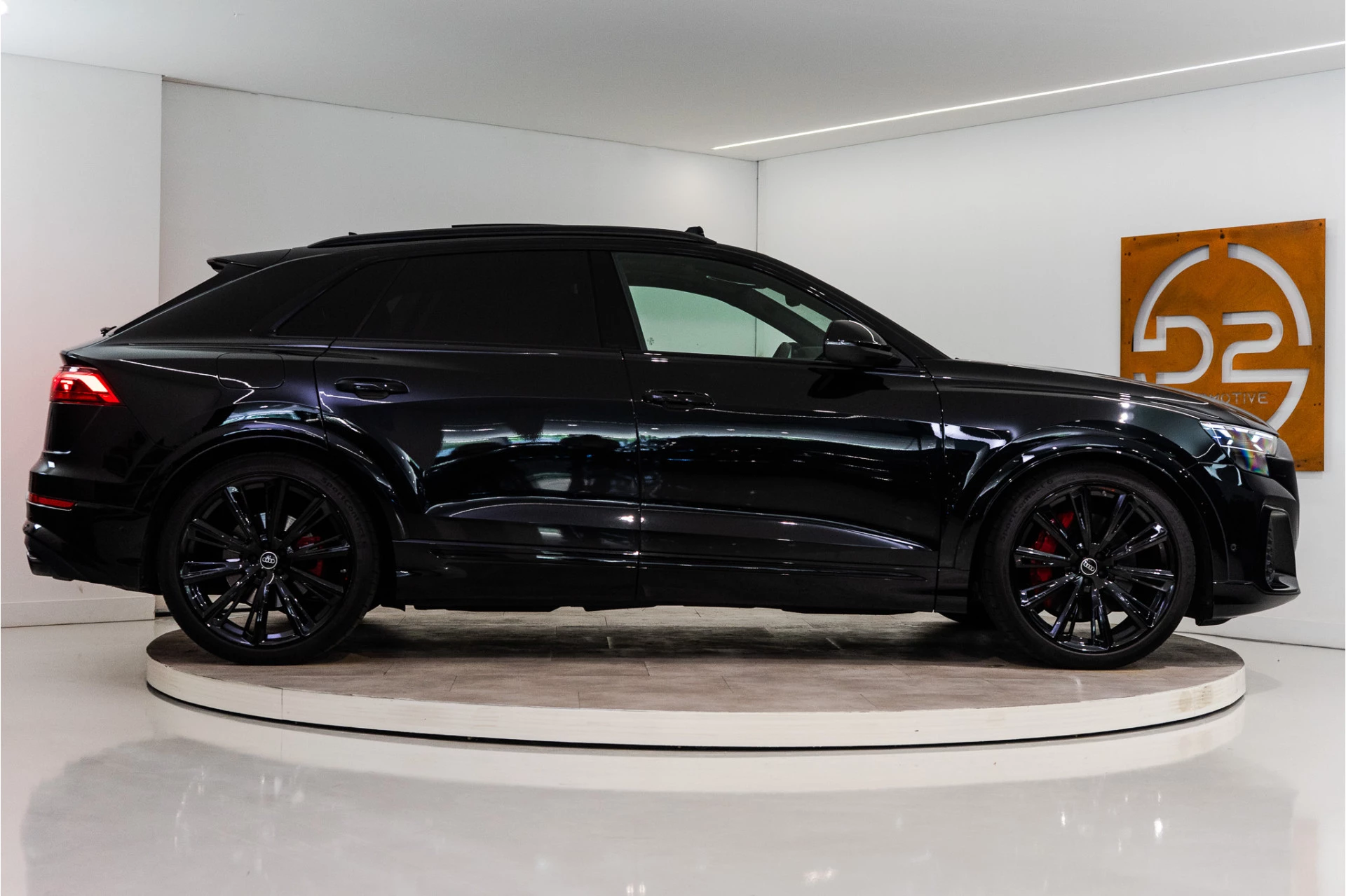 Hoofdafbeelding Audi Q8