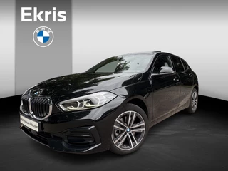 BMW 1 Serie 118i Model Sport Line | Panoramadak | Stoelverwarming | Live Cockpit Professional | Interieurlijsten Illuminated Berlin
