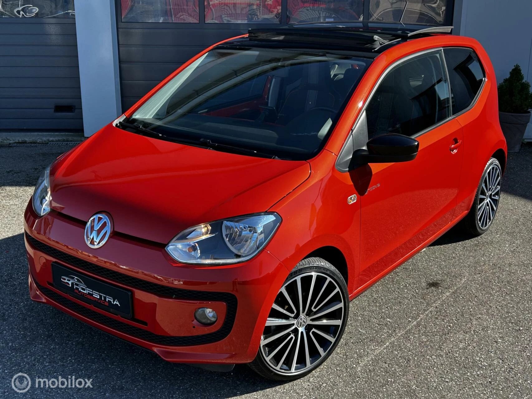 Hoofdafbeelding Volkswagen up!