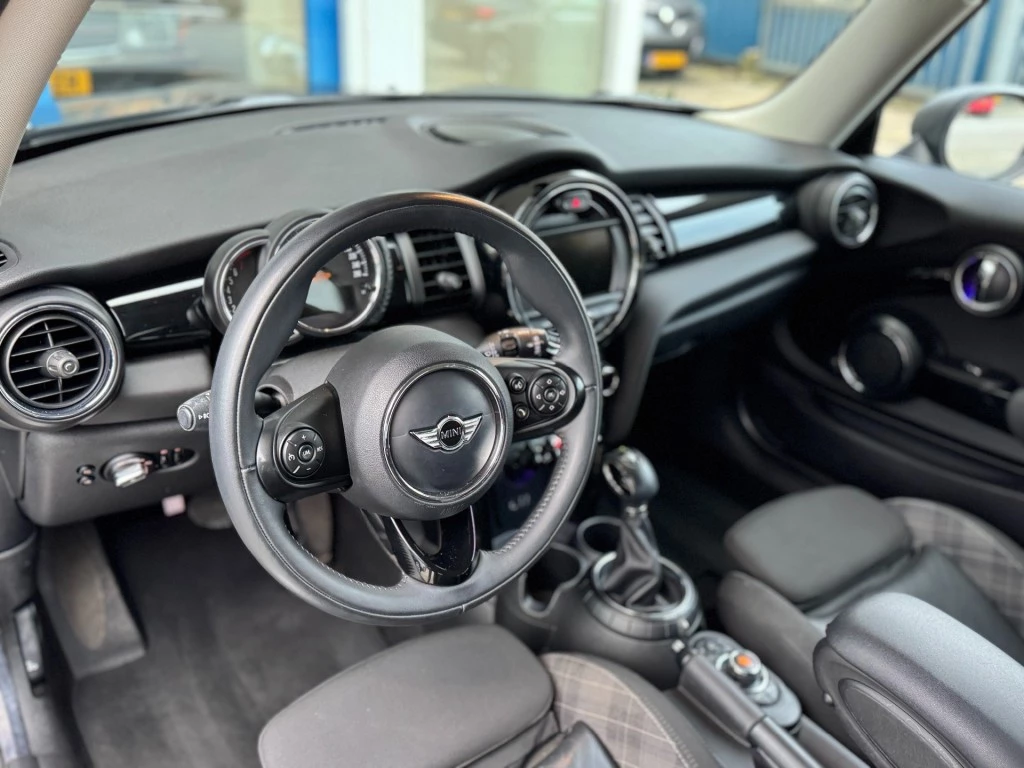 Hoofdafbeelding MINI One