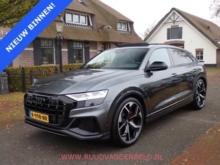 Hoofdafbeelding Audi SQ8 Audi SQ8 4.0TFSI QUATTRO 23-INCH/PANODAK/DAB/CARPLAY/CAMERA