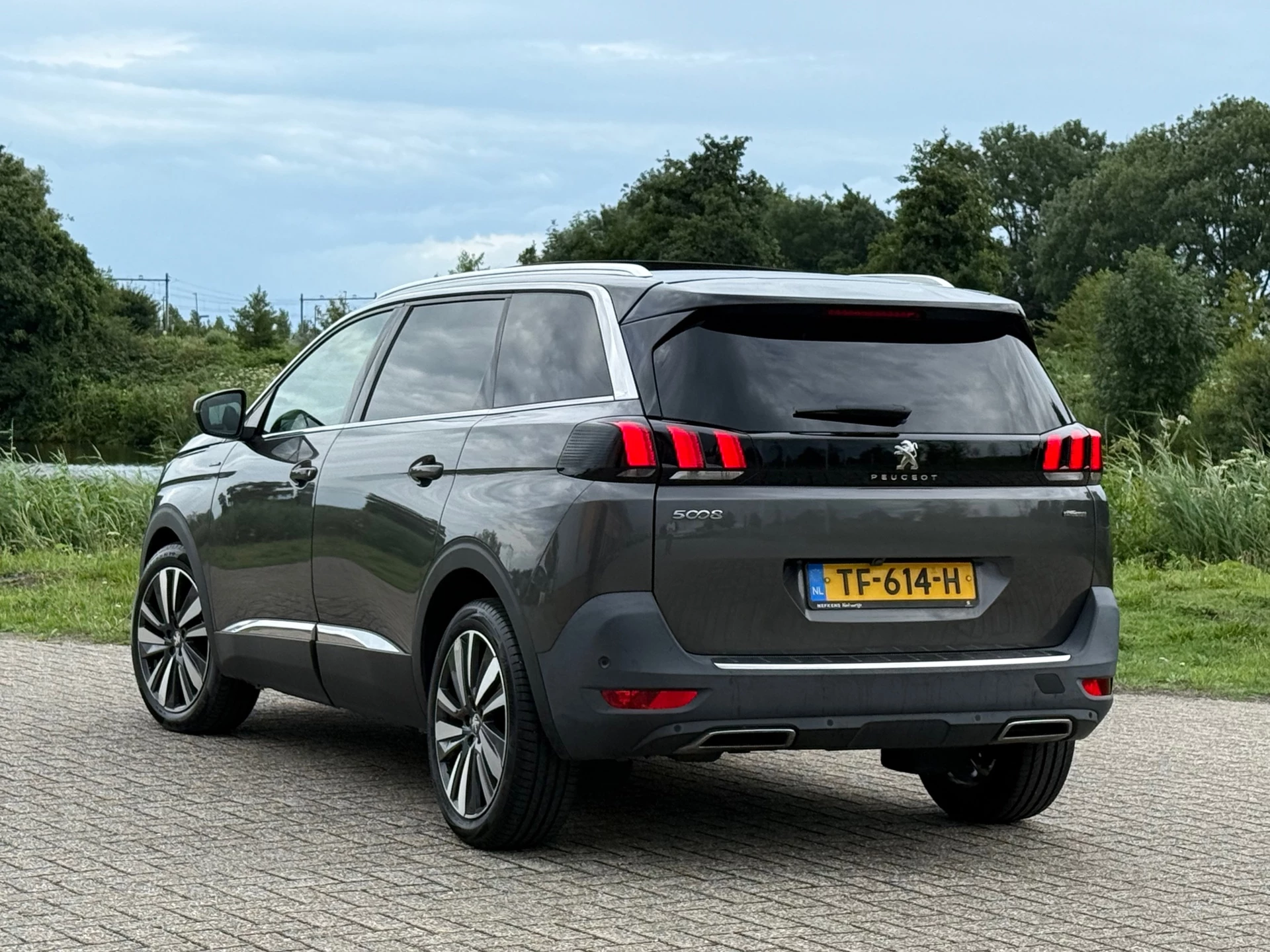 Hoofdafbeelding Peugeot 5008