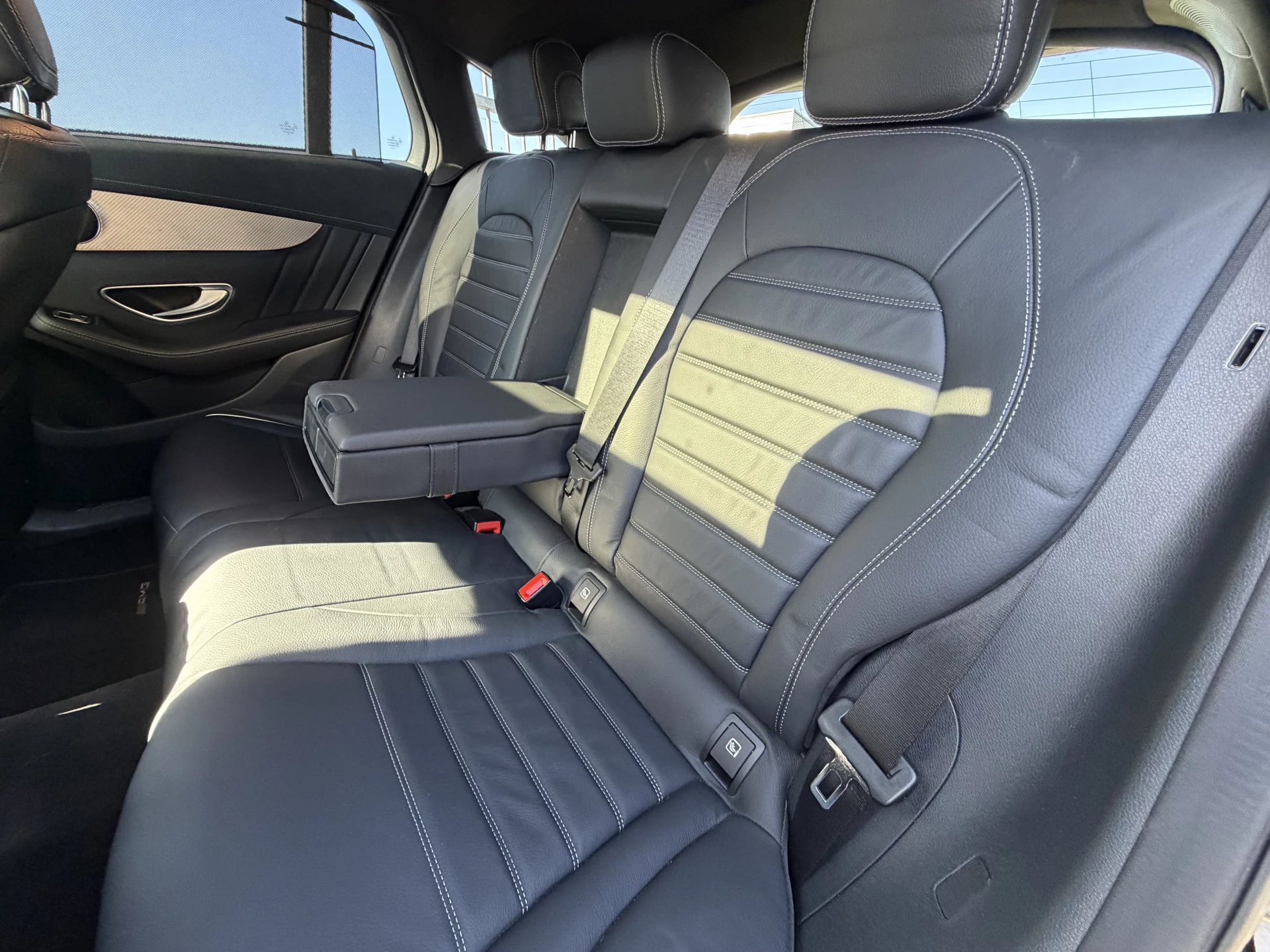 Hoofdafbeelding Mercedes-Benz EQC