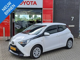 Toyota Aygo X-PLAY AIRCO ACHTERUITRIJCAERA APPLE CARPLAY / ANDROID AUTO
