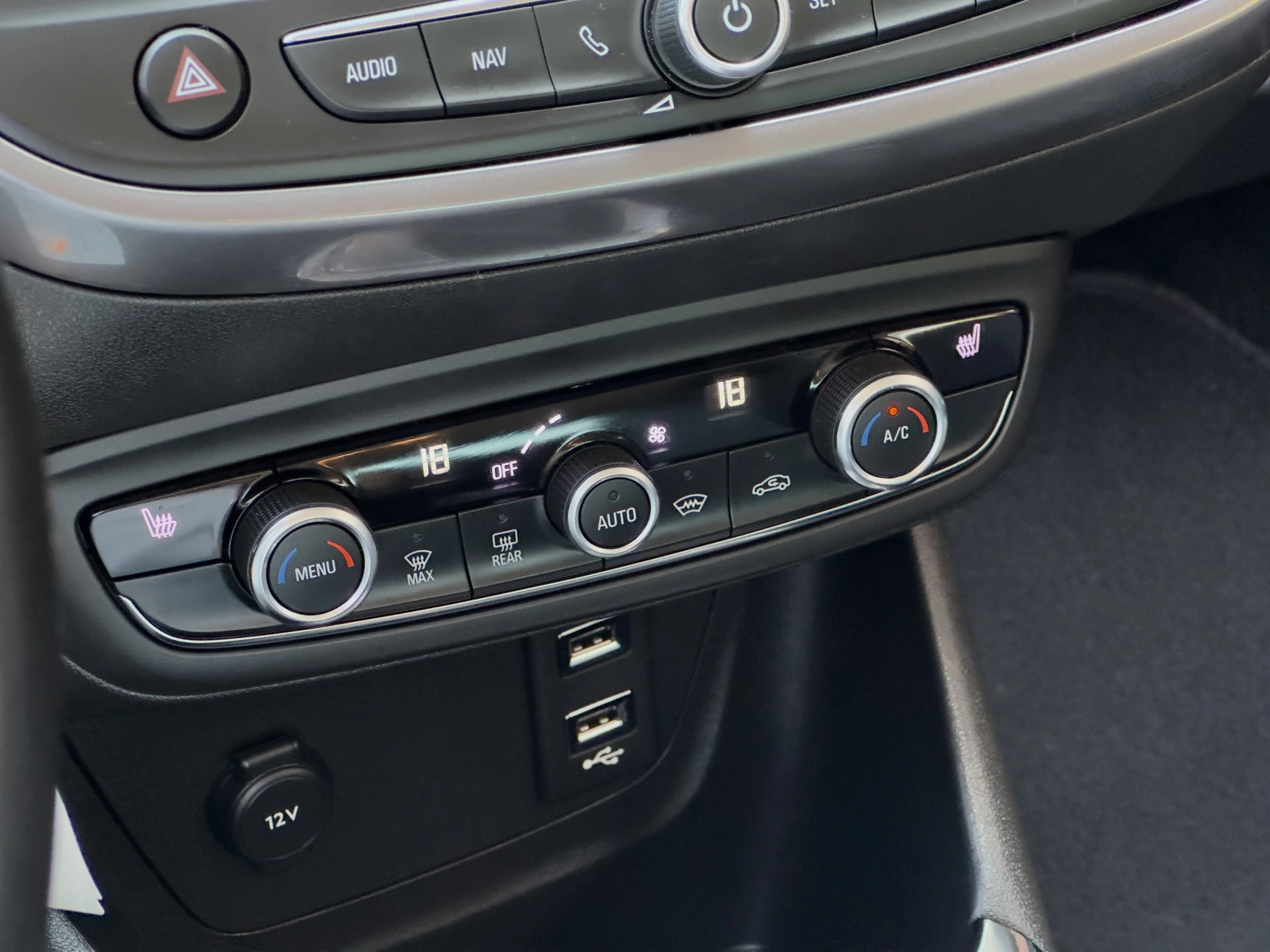 Hoofdafbeelding Opel Crossland X
