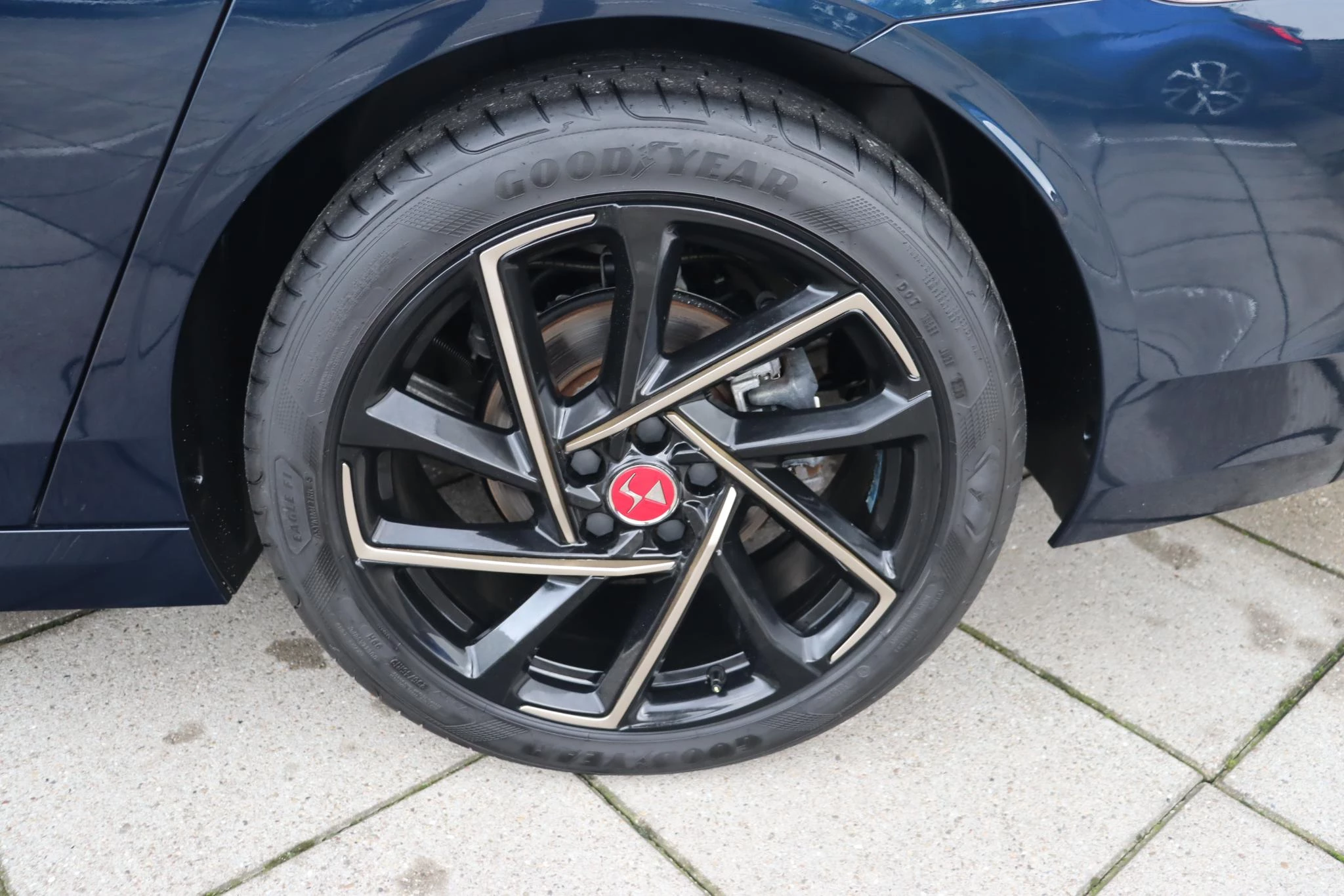 Hoofdafbeelding DS DS 9