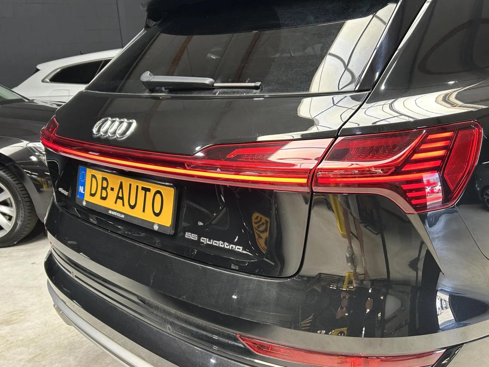 Hoofdafbeelding Audi e-tron