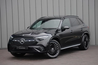 Hoofdafbeelding Mercedes-Benz GLC Mercedes-Benz GLC 300e AMG 4-Matic Aut9 | 313PK | Achterasbesturing | Luchtvering | Head-up | Keyles-go | Pano | Burmester | Distronic | Leder | Digital-ligt | 2023.