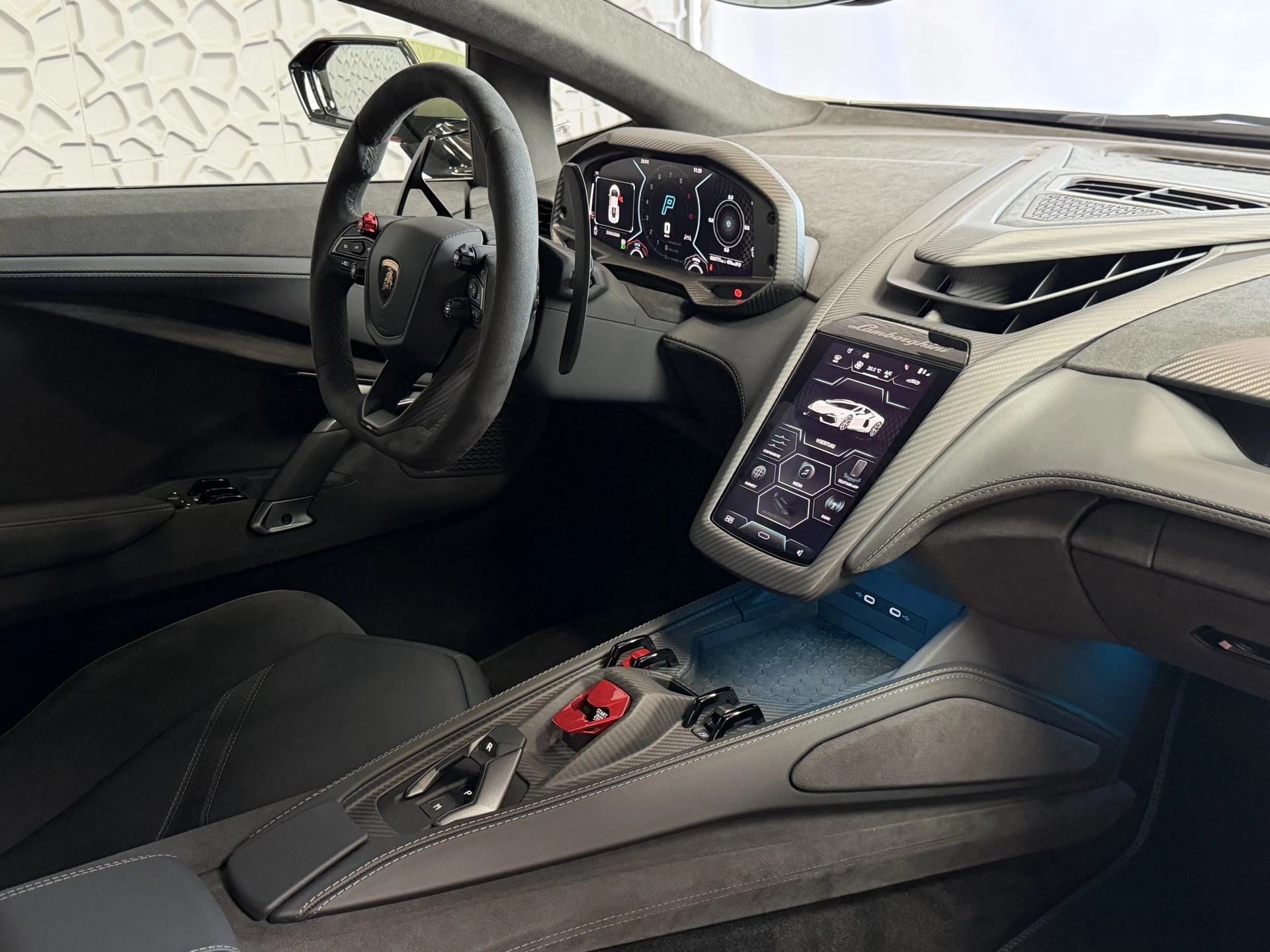 Hoofdafbeelding Lamborghini Revuelto