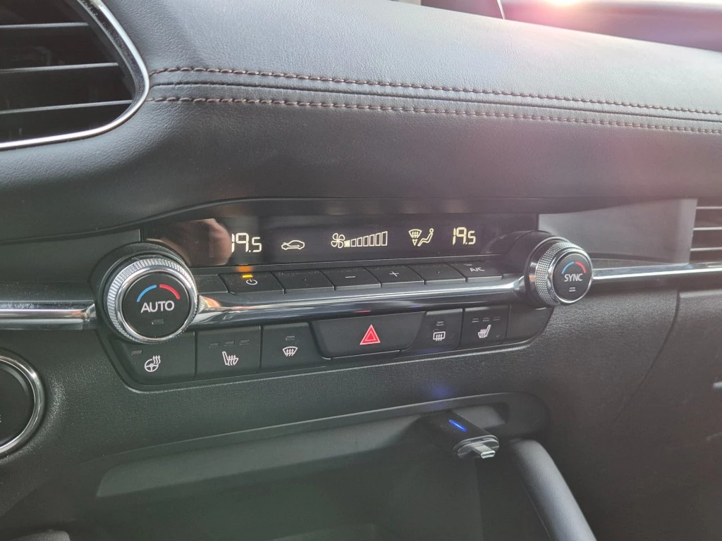 Hoofdafbeelding Mazda 3