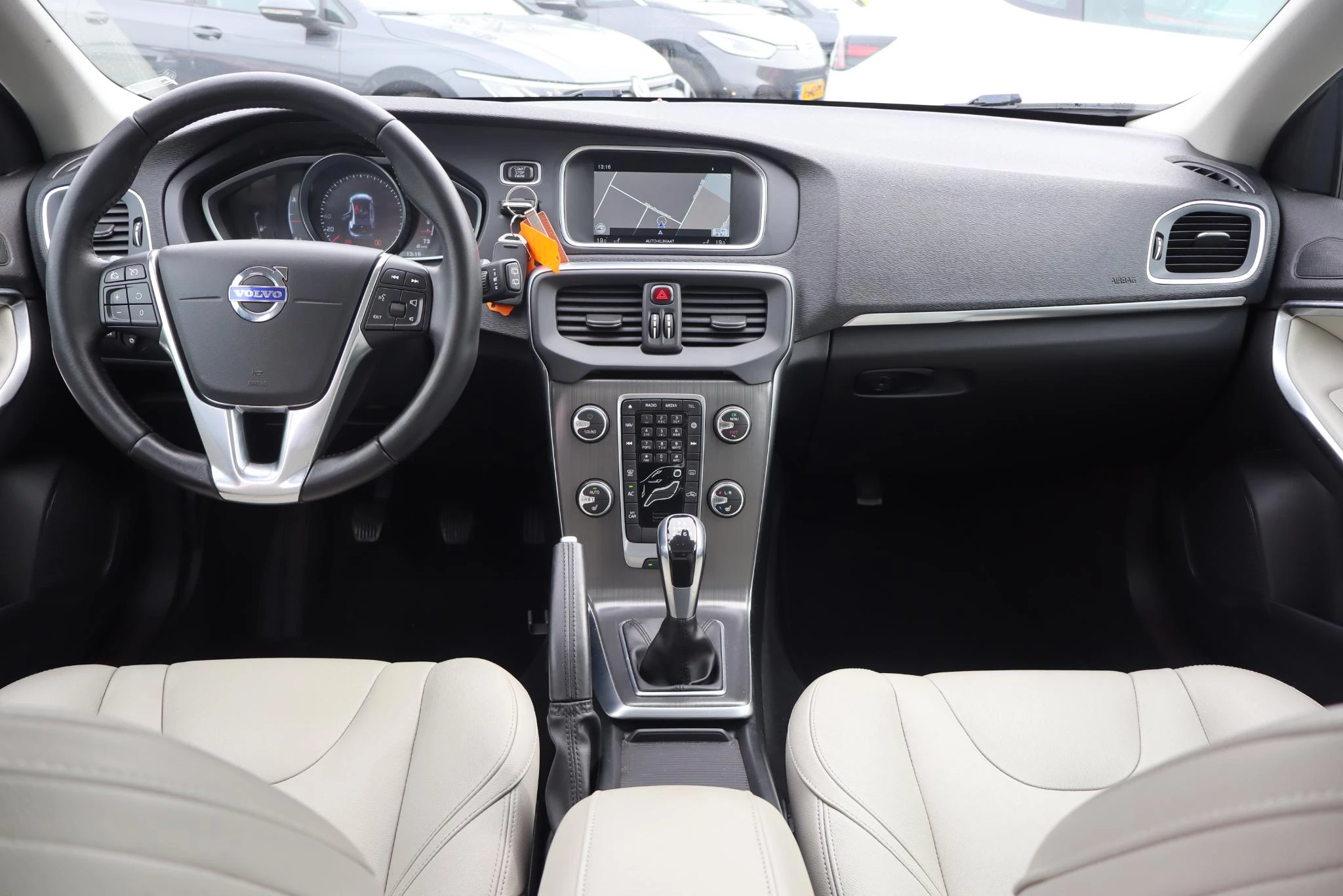 Hoofdafbeelding Volvo V40