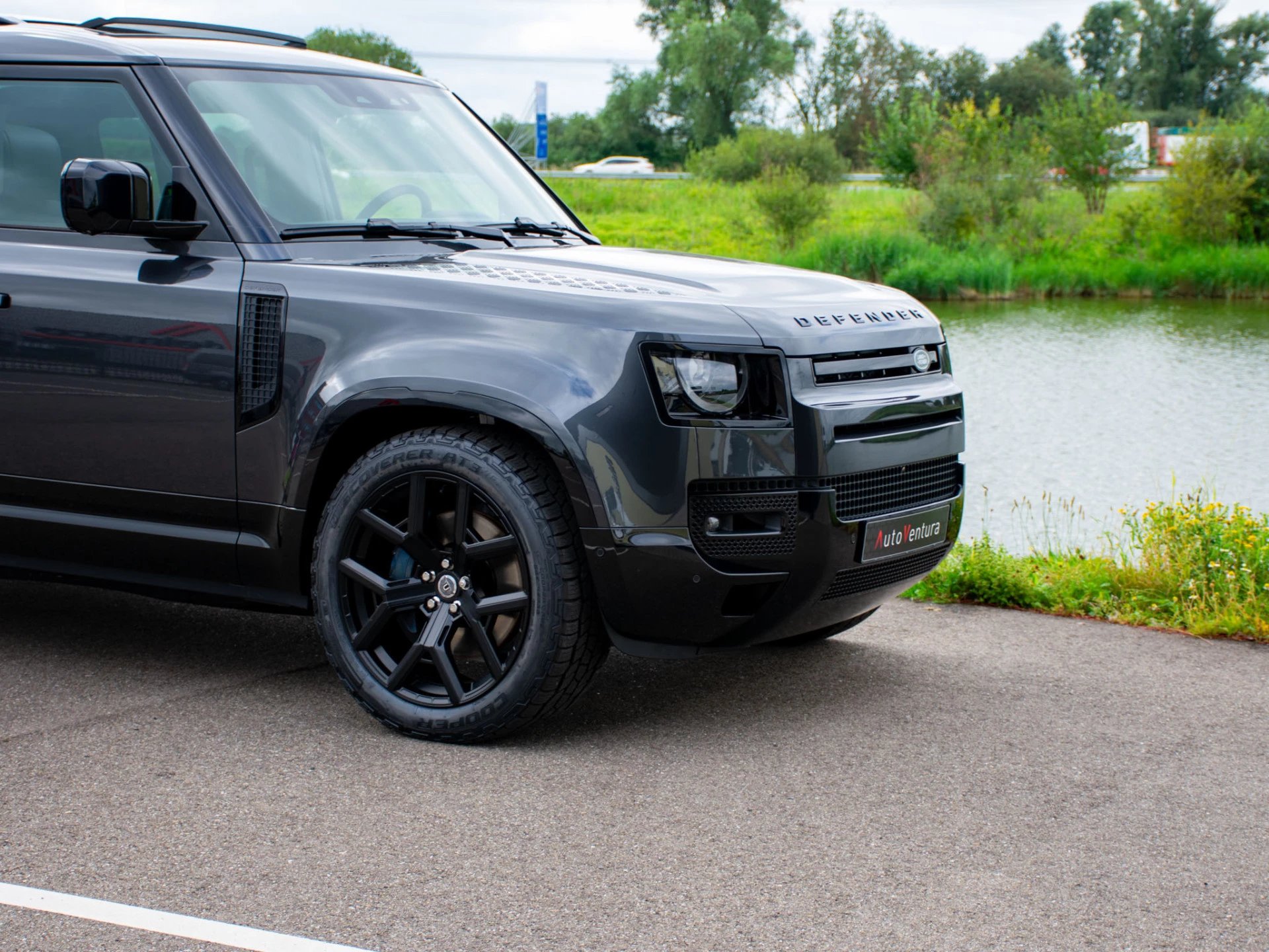 Hoofdafbeelding Land Rover Defender