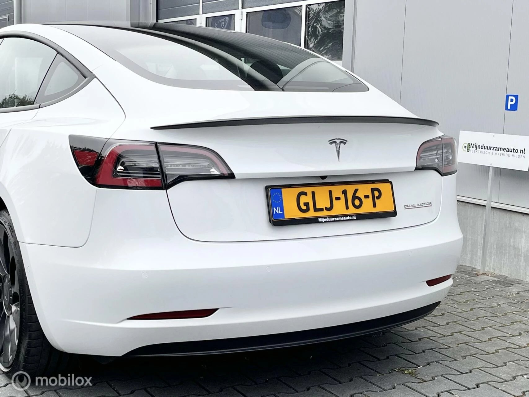 Hoofdafbeelding Tesla Model 3