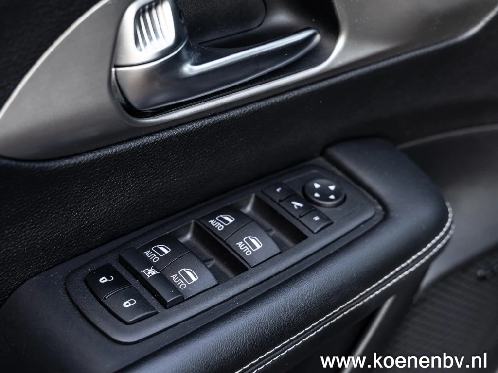 Hoofdafbeelding Chrysler Pacifica