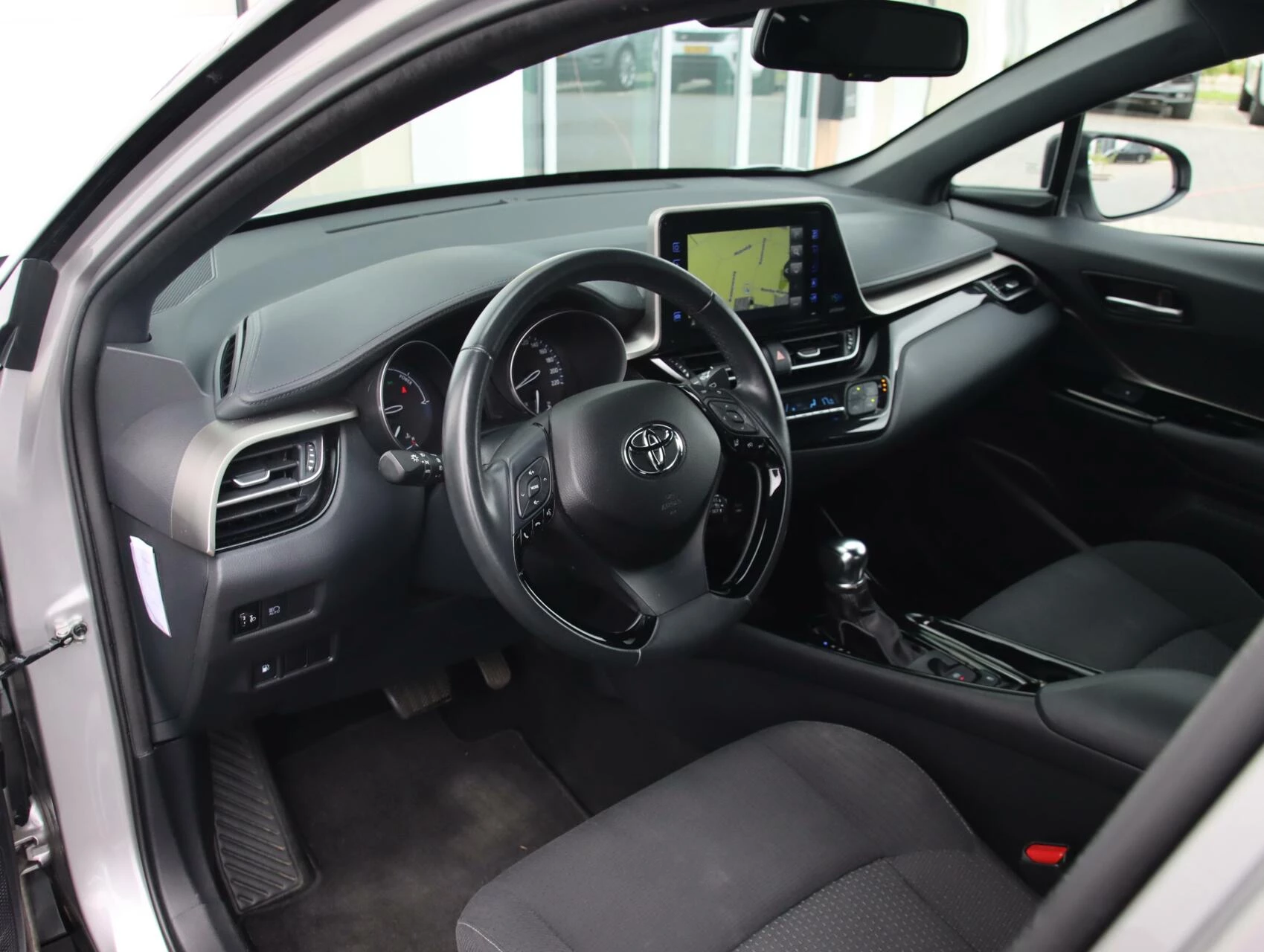 Hoofdafbeelding Toyota C-HR
