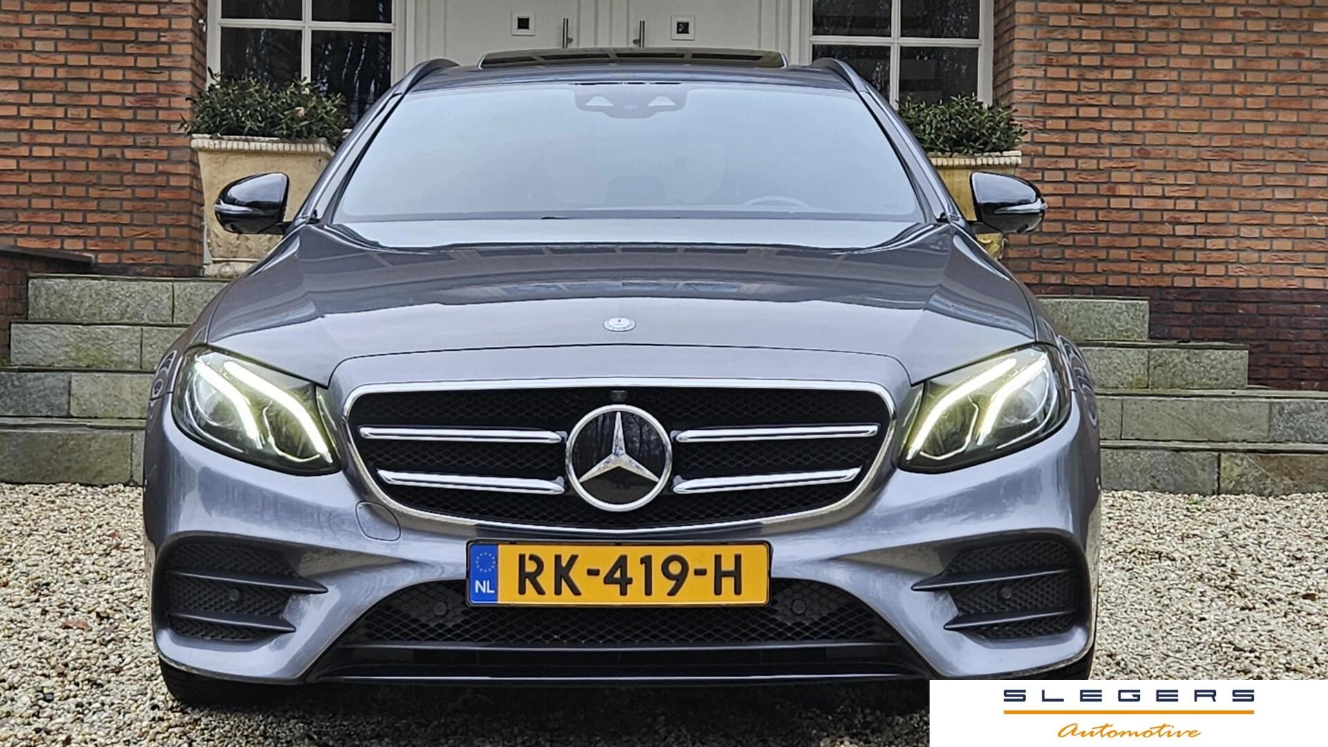 Hoofdafbeelding Mercedes-Benz E-Klasse
