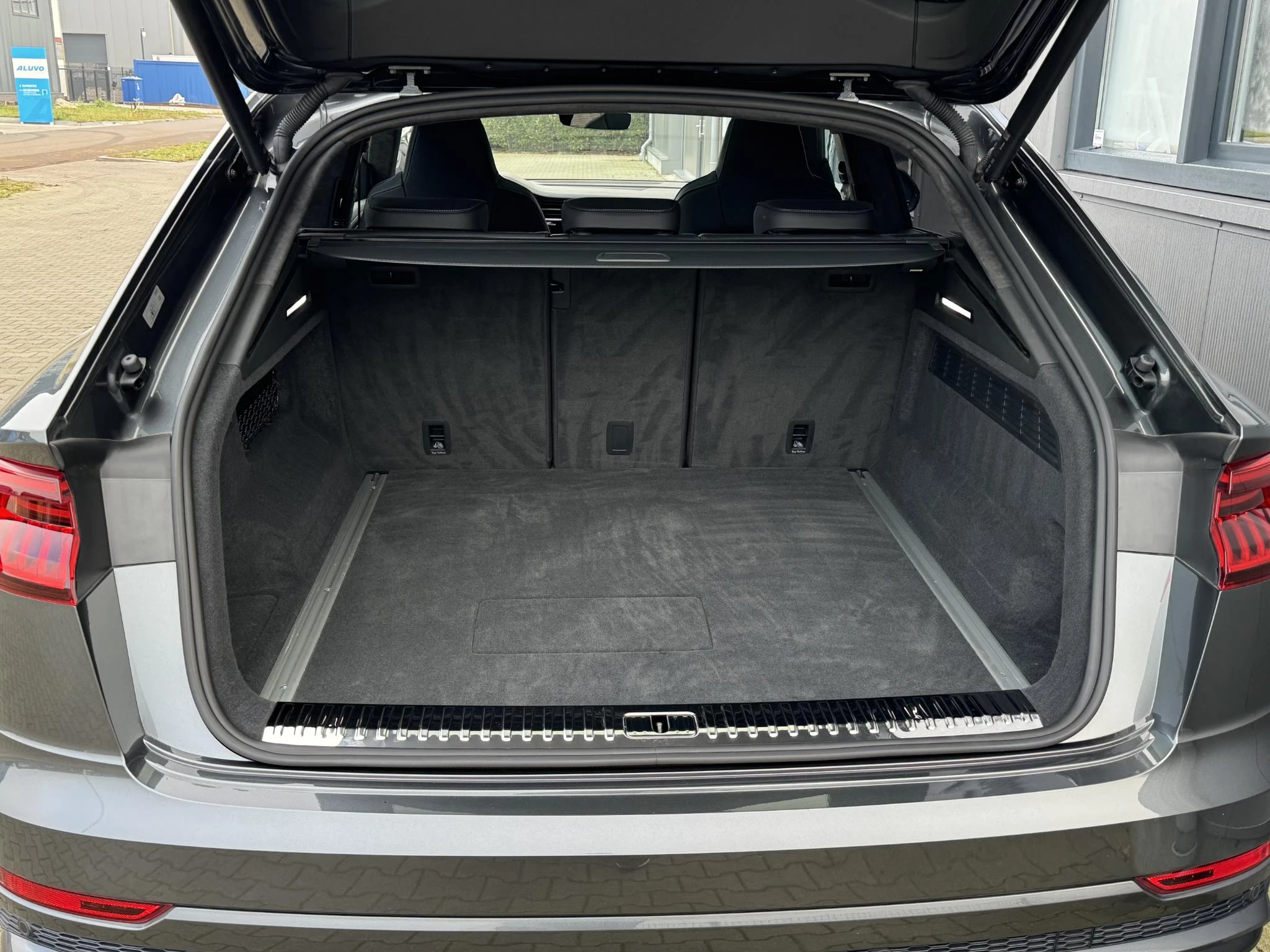 Hoofdafbeelding Audi Q8