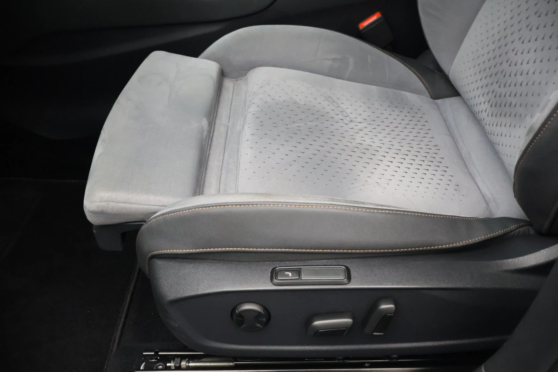 Hoofdafbeelding CUPRA Born