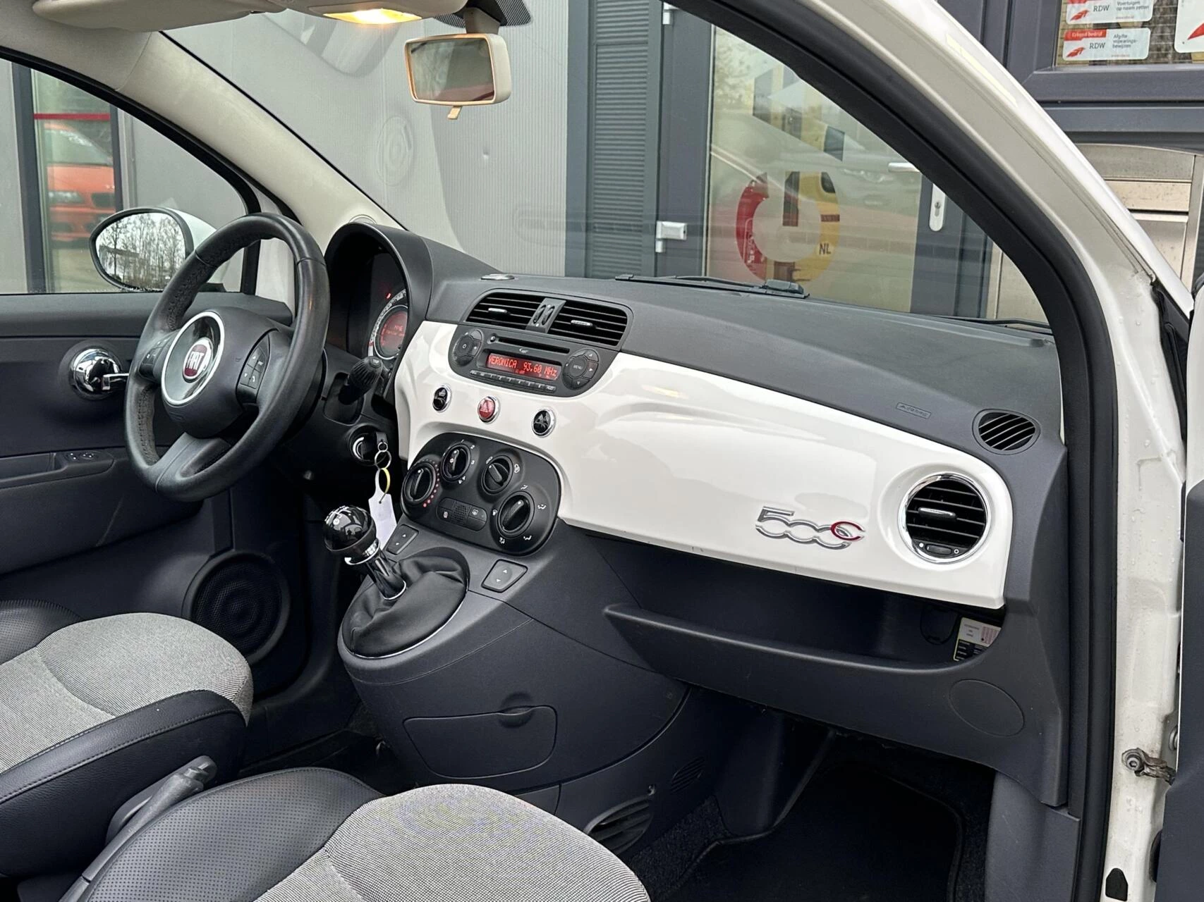 Hoofdafbeelding Fiat 500C
