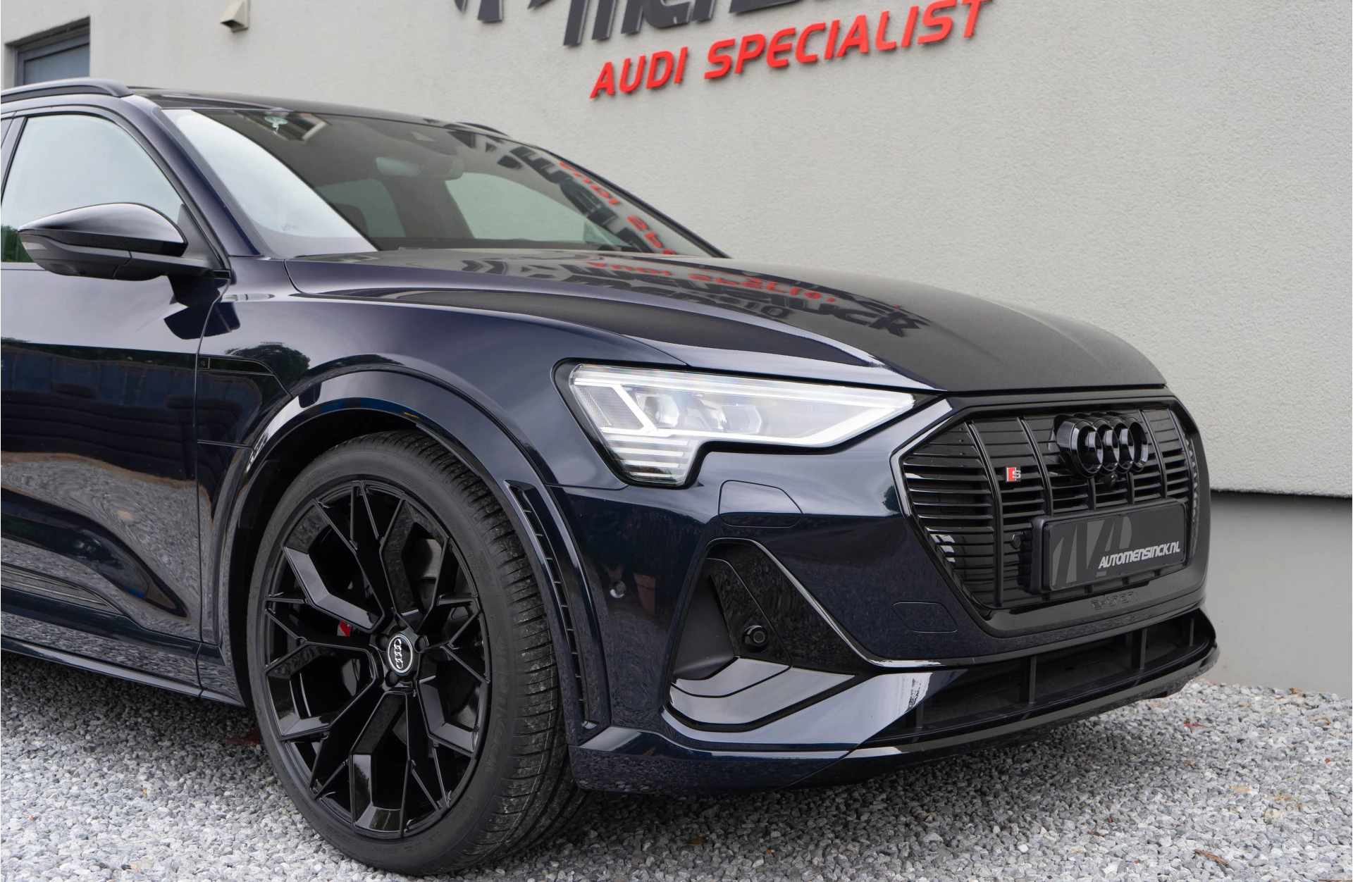 Hoofdafbeelding Audi e-tron