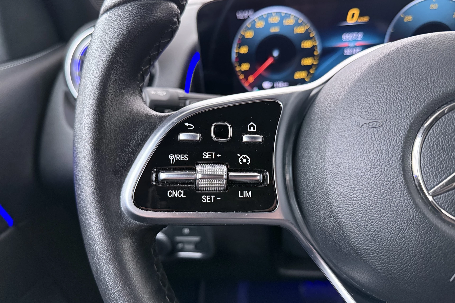 Hoofdafbeelding Mercedes-Benz EQB