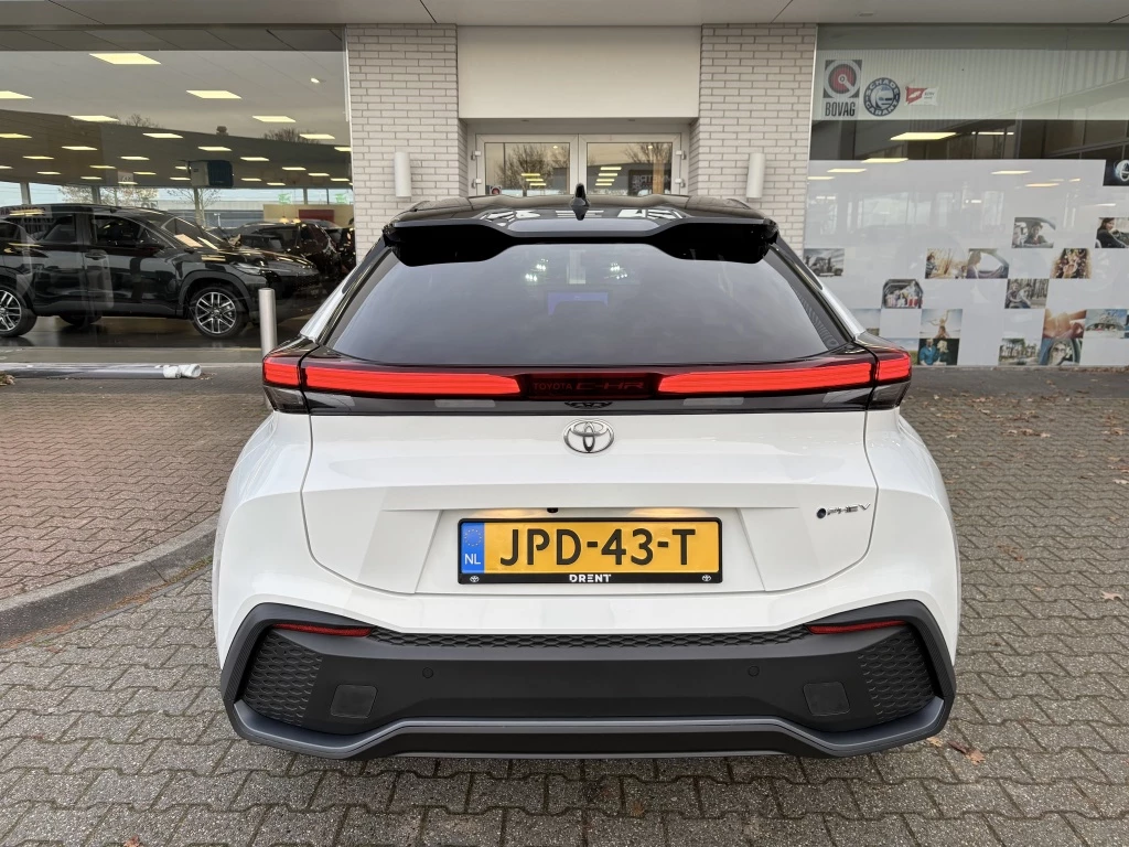 Hoofdafbeelding Toyota C-HR