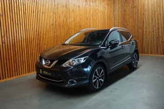 Nissan QASHQAI 1.2 TEKNA PREMIER EDITION/ PANODAK/ LEER