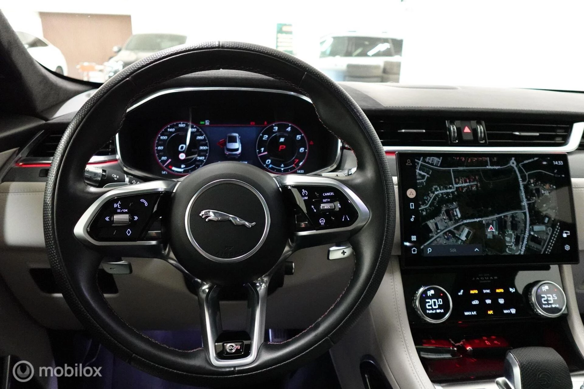 Hoofdafbeelding Jaguar F-PACE
