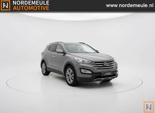 Hoofdafbeelding Hyundai Santa Fe Hyundai Santa Fe 2.4I GDI 4WD i.CATCHER 7p,PANO,CRUISE,StoelVW,NAVI