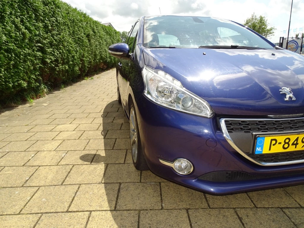 Hoofdafbeelding Peugeot 208