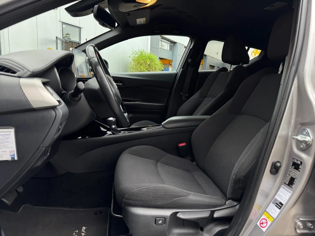 Hoofdafbeelding Toyota C-HR