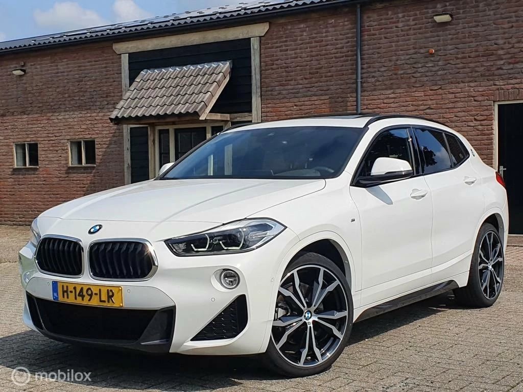 Hoofdafbeelding BMW X2