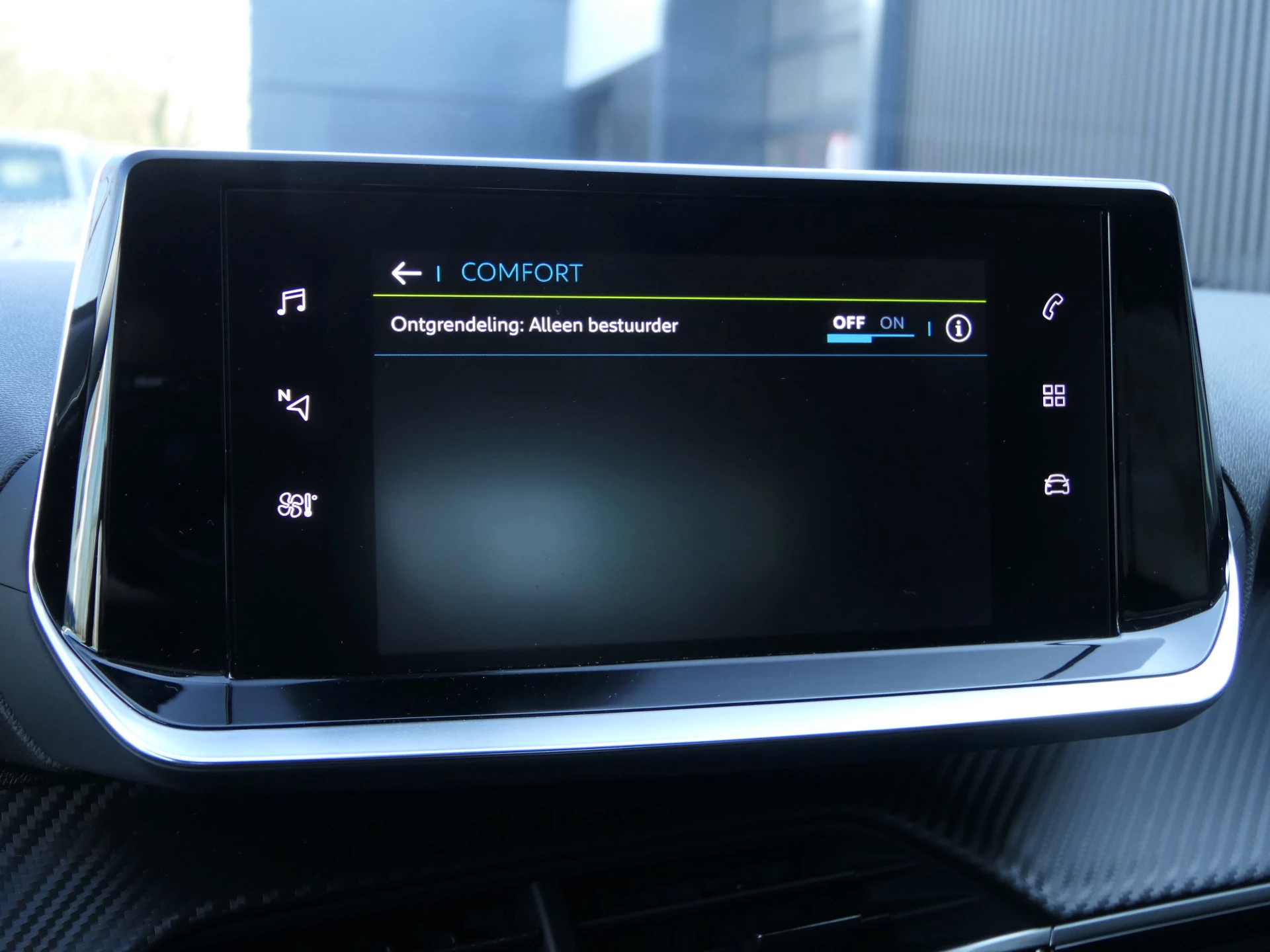 Hoofdafbeelding Peugeot e-208