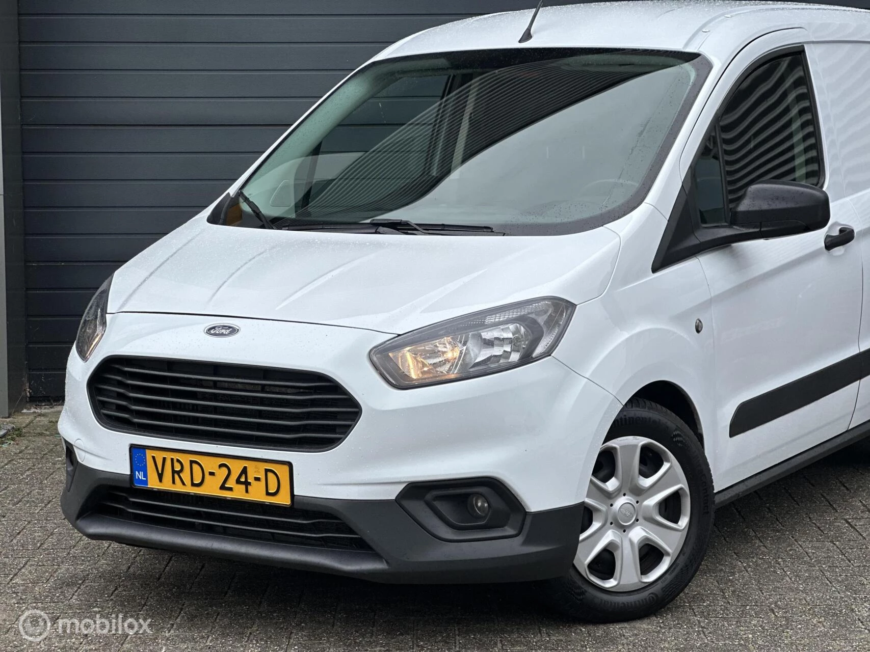 Hoofdafbeelding Ford Transit Courier